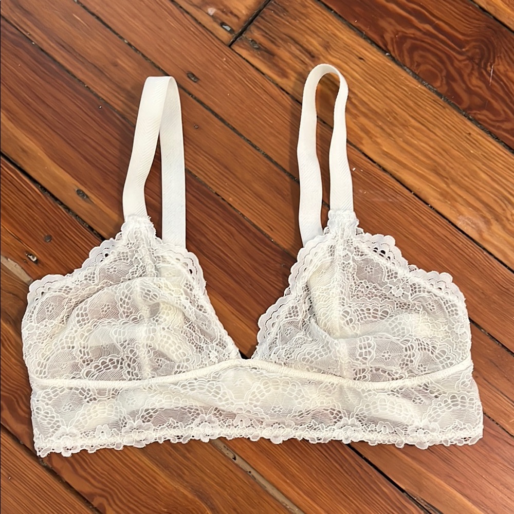 Free People white lace bralette